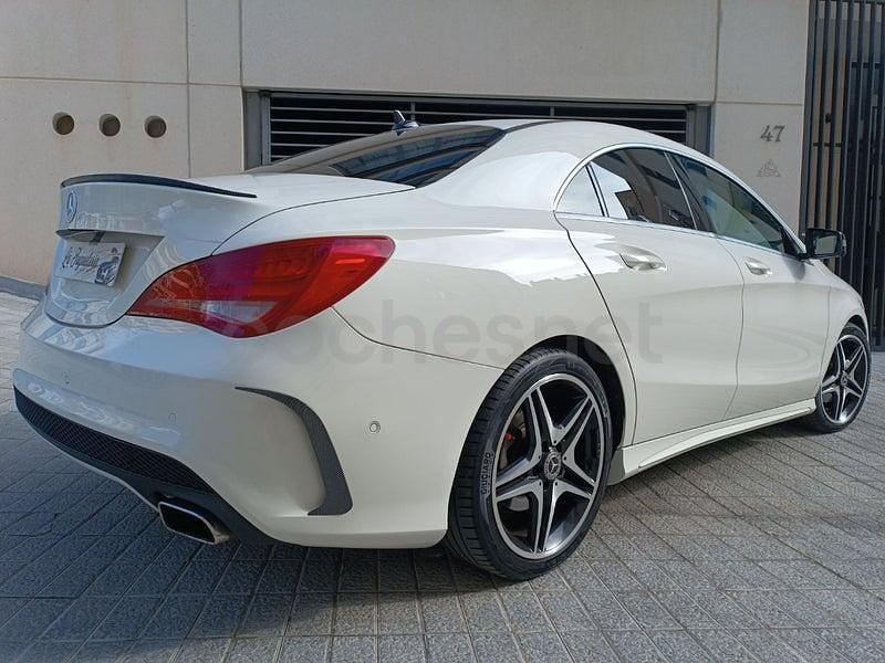 Usado Mercedes CLA200 AMG line 136 CV (100 kW) 2015 Blanco Berlina