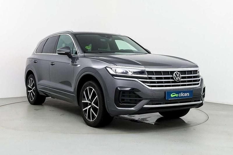 Usado VW Touareg Elegance 286 CV (210 kW) 2021 Gris SUV