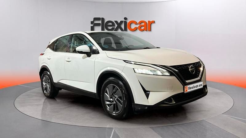 Usado Nissan Qashqai Acenta 140 CV (102 kW) 2022 Blanco SUV
