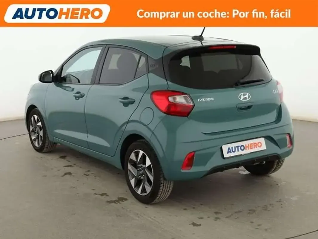 Usado Hyundai i10 67 CV (49 kW) 2024 Verde Utilitario