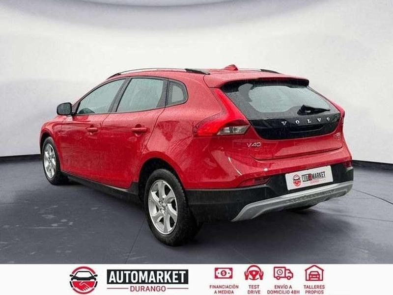 Usado Volvo V40 CC 120 CV (88 kW) 2017 Burdeos Familiar