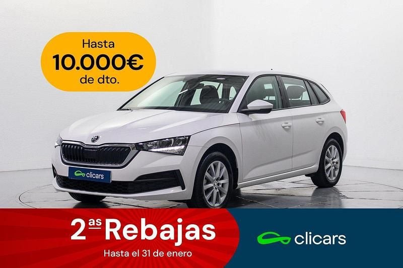 Blanco Usado 2022 Skoda Scala Active Utilitario | 15.490 € (Precio justo) - Imagen 1/4