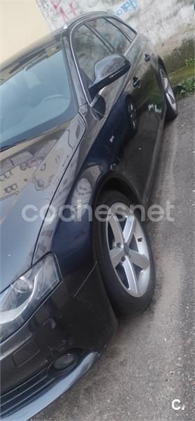 Usado Audi A4 S-Line 160 CV (117 kW) 2009 Gris / plata Familiar