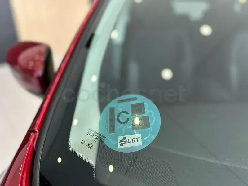 Usado Nissan Qashqai N-Connecta 160 CV (117 kW) 2020 Granate SUV