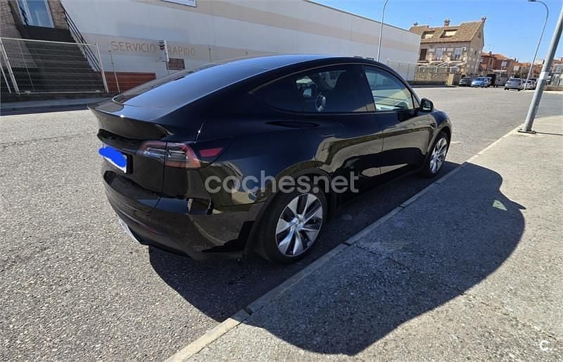 Usado Tesla Model Y RWD 219 kW (299 CV) 2023 Eléctrico SUV