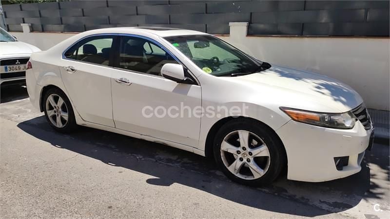 Usado Honda Accord Executive 150 CV (110 kW) 2008 Blanco Berlina