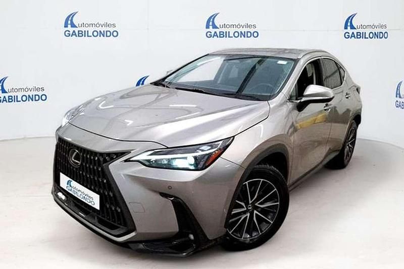 Usado Lexus NX350h Executive Line 242 CV (177 kW) 2022 Gris SUV