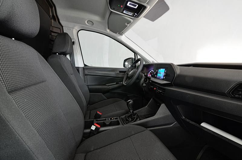 Usado VW Caddy Maxi 102 CV (75 kW) 2020 Blanco candy Monovolumen