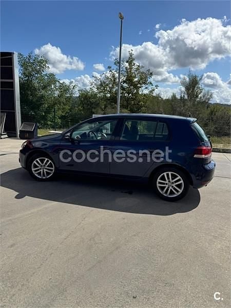 Azul Usado 2010 VW Golf VI Advance Berlina | 7500 € (Precio justo) - Imagen 1/4