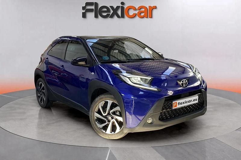 Azul Usado 2023 Toyota Aygo Live Utilitario | 14.890 € (Precio justo) - Imagen 1/4