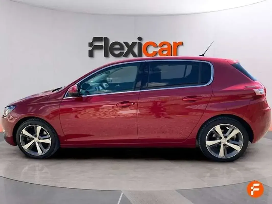Usado Peugeot 308 Allure 150 CV (110 kW) 2016 Rojo Utilitario