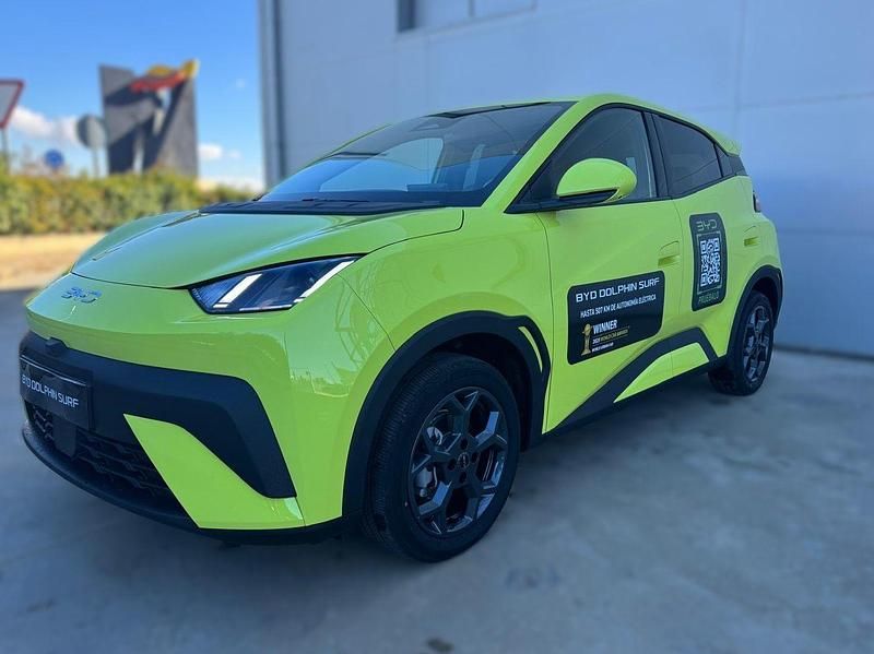 Eléctrico Usado 2025 BYD Dolphin Surf Comfort Utilitario | 21.900 € - Imagen 1/4