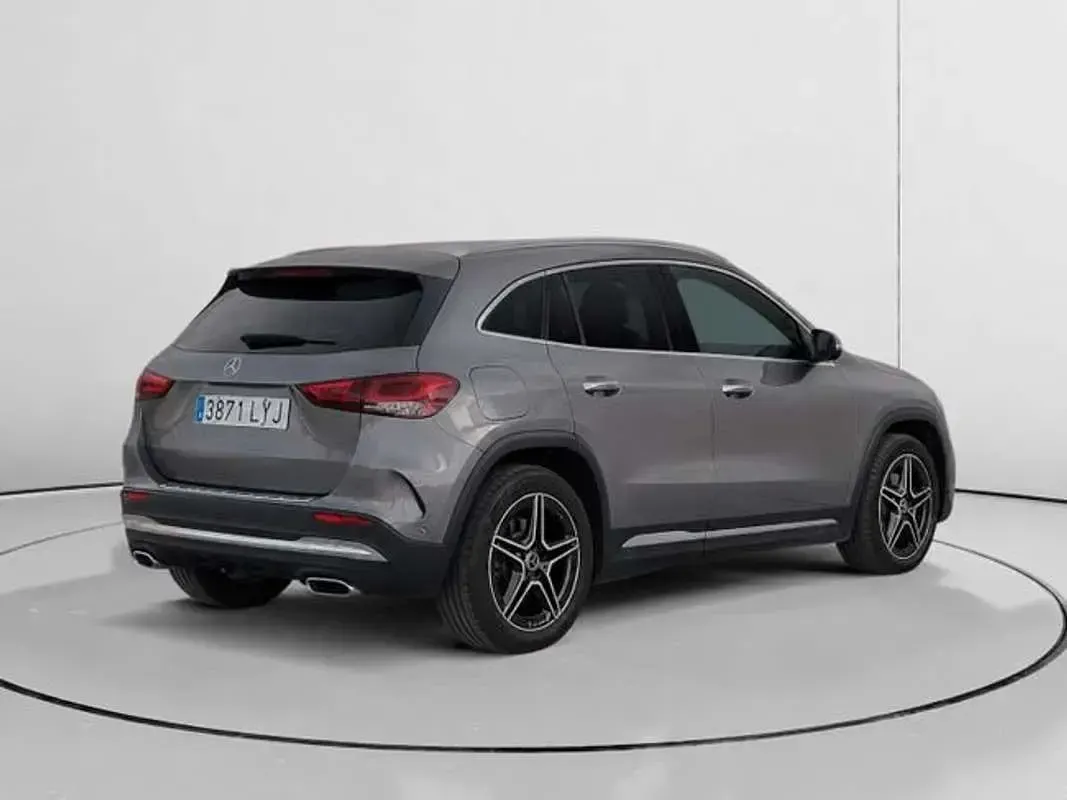 Usado Mercedes GLA250 218 CV (160 kW) 2022 Gris SUV