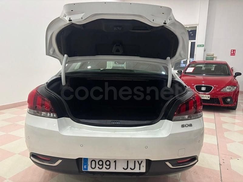 Usado Peugeot 508 Allure 120 CV (88 kW) 2015 Blanco Berlina