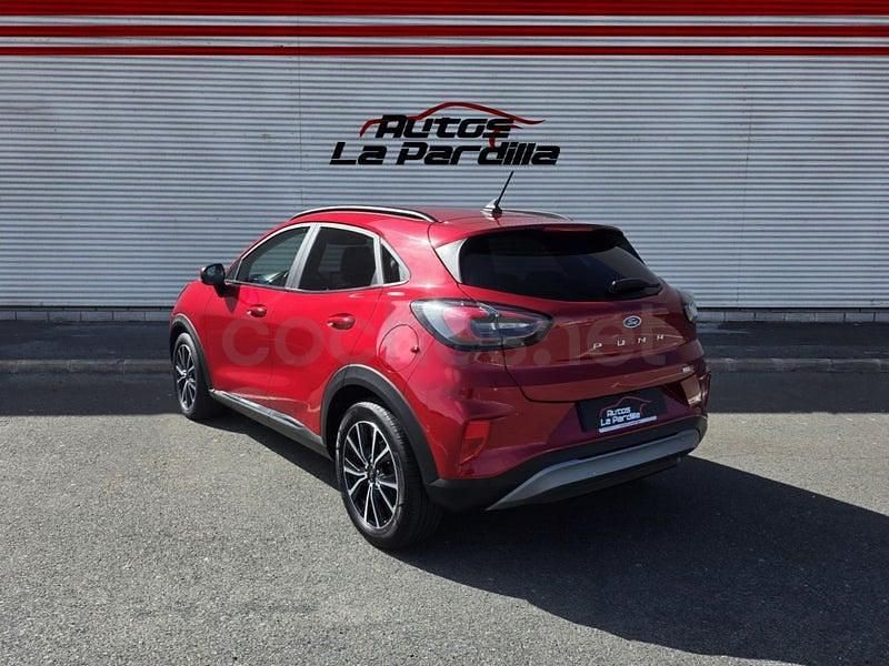 Usado Ford Puma Titanium 125 CV (91 kW) 2023 Granate SUV