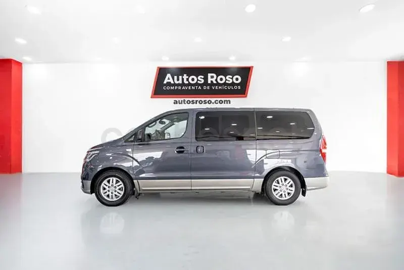 Usado Hyundai H-1 170 CV (125 kW) 2019 Gris / plata Monovolumen