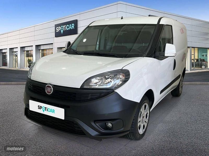 Blanco Usado 2020 Fiat Doblò Monovolumen | 14.990 € (Caro) - Imagen 1/4