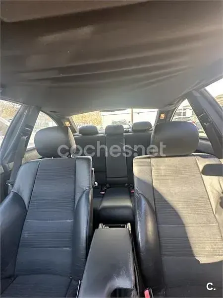Usado BMW 318 143 CV (105 kW) 2005 Negro Berlina
