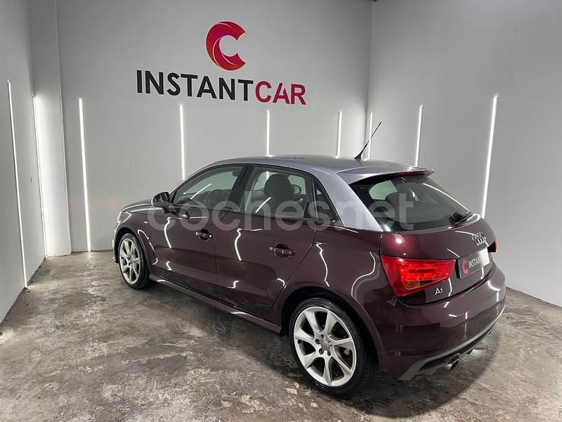Usado Audi A1 Sportback 95 CV (69 kW) 2016 Granate Utilitario