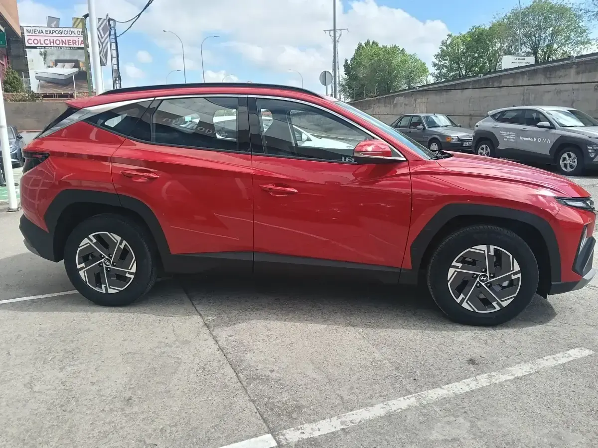 Nuevo Hyundai Tucson 160 CV (117 kW) 2026 Rojo SUV