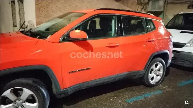 Usado Jeep Compass Longitude 140 CV (102 kW) 2018 Naranja SUV