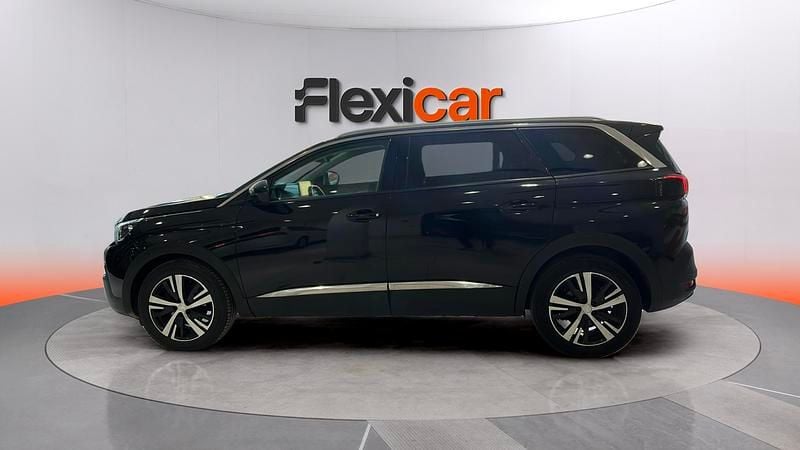 Używany Peugeot 5008 Allure 131 KM (96 kW) 2021 Czarny SUV