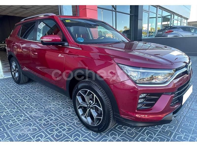 Granate Usado 2020 Ssangyong (KGM) Korando SUV | 16.900 € (Precio justo) - Imagen 1/4