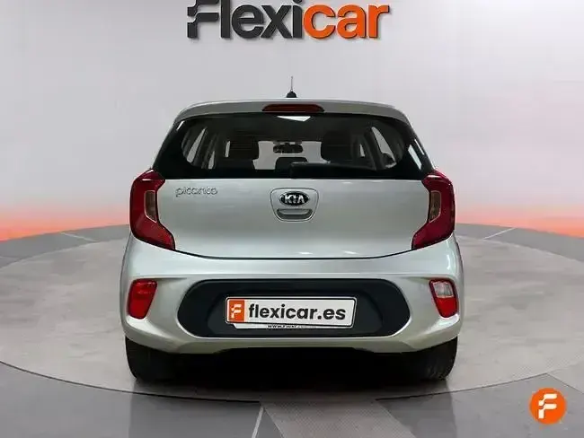 Usado Kia Picanto 67 CV (49 kW) 2021 Gris Utilitario