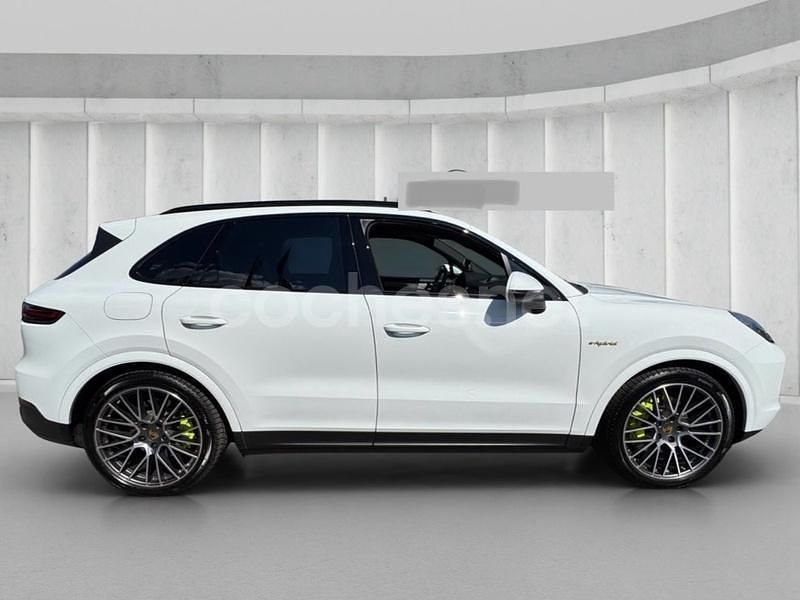 Blanco Usado 2022 Porsche Cayenne Platinum Edition SUV | 82.000 € (Precio justo) - Imagen 1/4