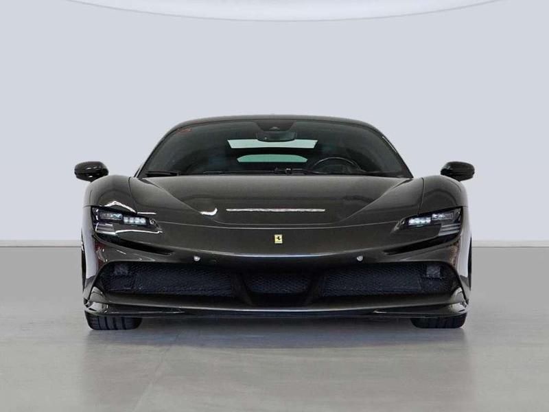 Usado Ferrari SF90 1001 CV (736 kW) 2021 Gris Coupe