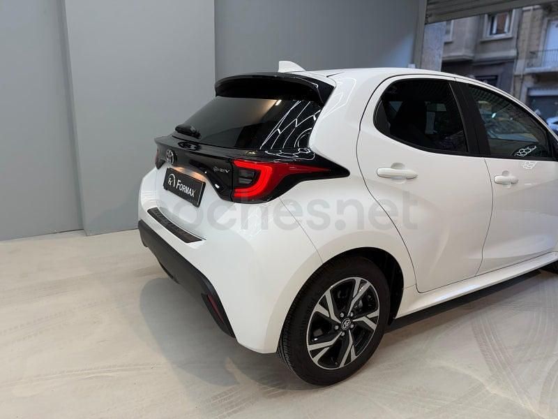 Usado Toyota Yaris Hybrid Style 116 CV (85 kW) 2025 Blanco Berlina