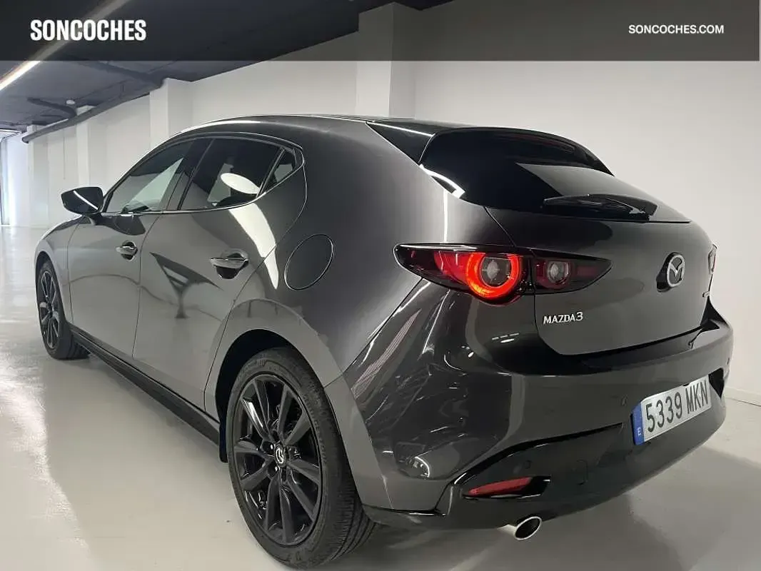 Usado Mazda 3 Homura-Line 150 CV (110 kW) 2023 Gris Utilitario