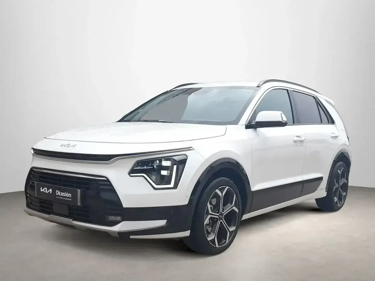 Usado Kia Niro 129 CV (94 kW) 2024 Blanco SUV