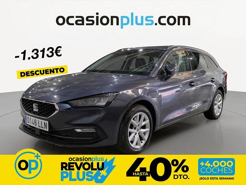 Usado Seat Leon Style 150 CV (110 kW) 2020 Gris Familiar