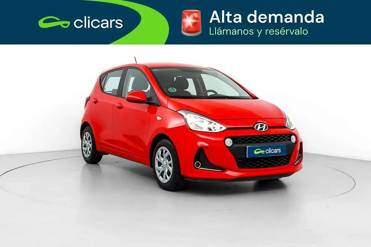 Usado Hyundai i10 67 CV (49 kW) 2019 Rojo Utilitario