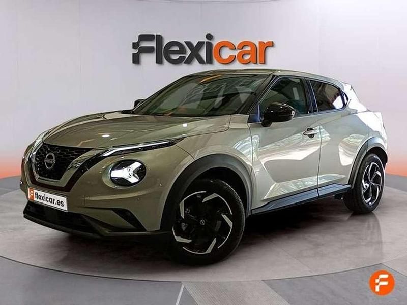 Usado Nissan Juke N-Connecta 114 CV (83 kW) 2024 Gris SUV