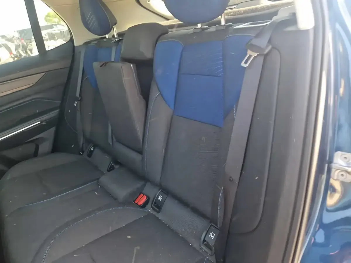 Usado Lynk & Co 01 261 CV (191 kW) 2023 Azul SUV