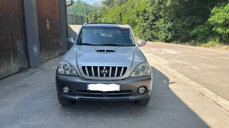 Plateado Usado 2002 Hyundai Terracan SUV | 5250 € (Precio justo) - Imagen 1/4