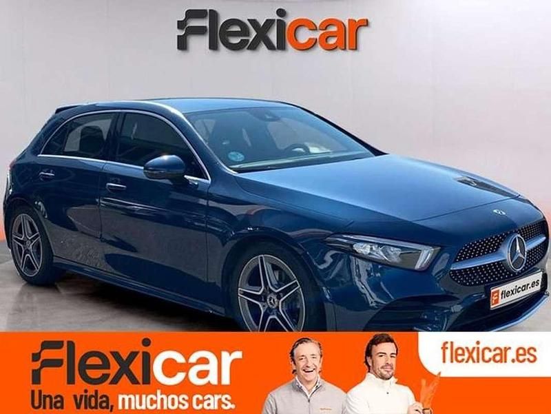 Usado Mercedes A180 117 CV (86 kW) 2020 Azul Utilitario
