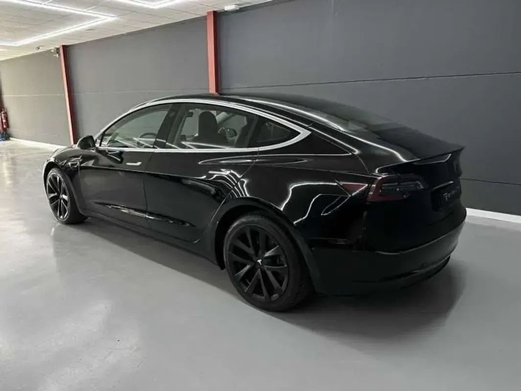 Usado Tesla Model 3 Standard Range Plus 208 kW (283 CV) 2021 Negro Berlina