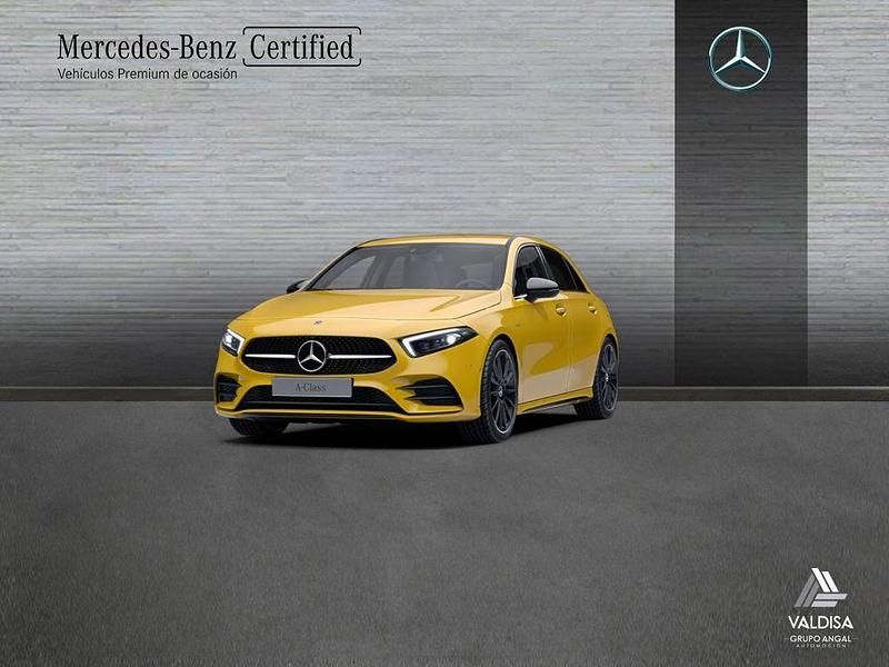 Amarillo Usado 2021 Mercedes A200 AMG line Berlina | 28.950 € (Precio justo) - Imagen 1/4