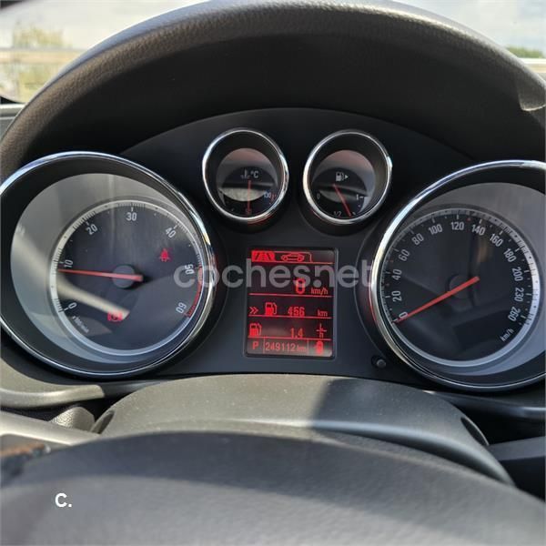 Marrón Usado 2012 Opel Insignia Sportive Familiar | 6900 € - Imagen 1/4