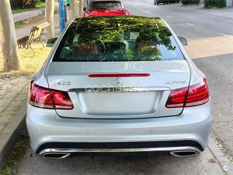 Usado Mercedes E400 333 CV (244 kW) 2013 Gris / plata Coupe