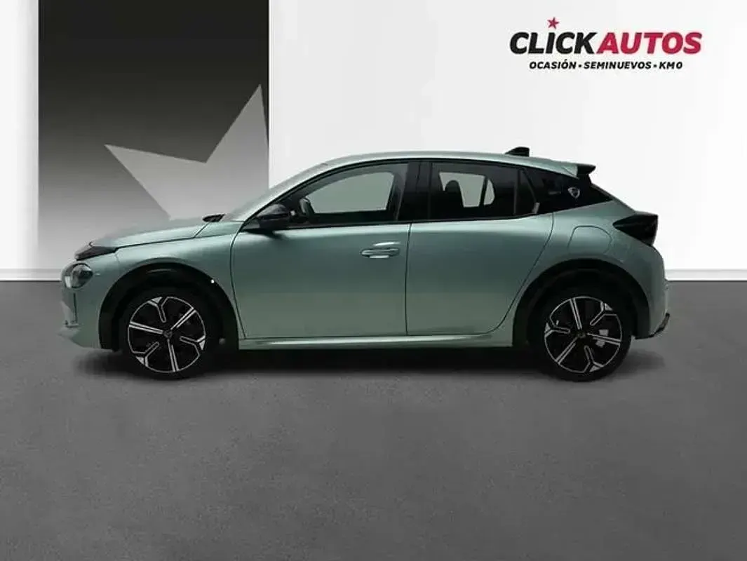 Usado Lancia Ypsilon 101 CV (74 kW) 2025 Verde Utilitario