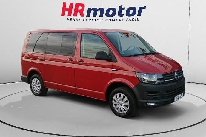 Usado 2017 VW Caravelle Trendline Monovolumen | 26.290 € (Buen precio) - Imagen 1/4