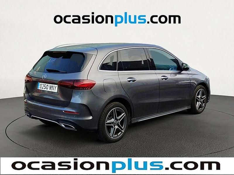 Usado Mercedes B250e AMG 218 CV (160 kW) 2024 Gris Monovolumen