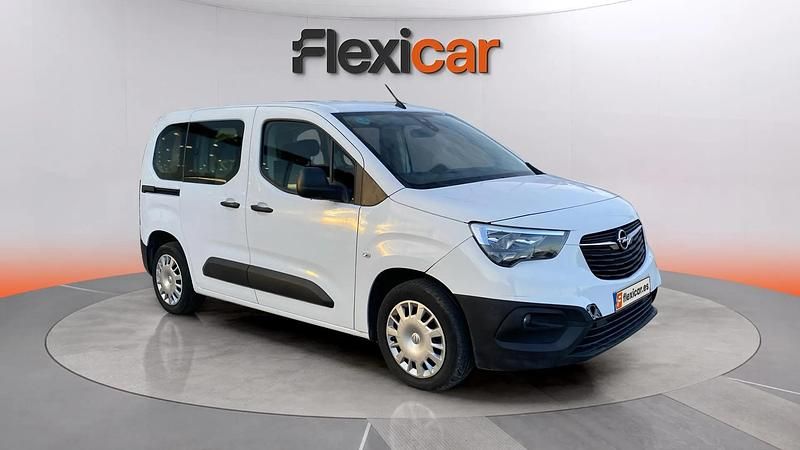 Usado Opel Combo Edition+ 102 HP (75 kW) 2021 Branco Monovolume