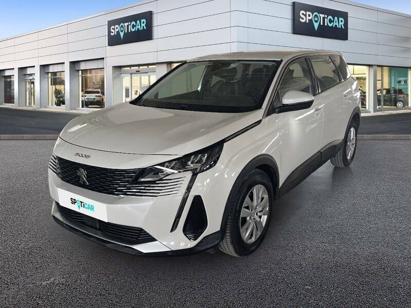 Blanco Usado 2023 Peugeot 5008 Active Monovolumen | 24.699 € (Precio justo) - Imagen 1/4