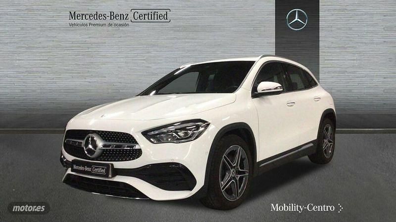 Blanco polar Usado 2023 Mercedes GLA200 AMG line SUV | 39.900 € (Un poco caro) - Imagen 1/4