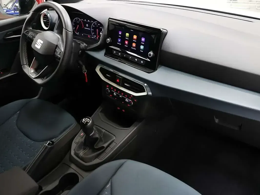 Usado Seat Arona Style 116 CV (85 kW) 2026 Blanco SUV